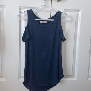 Hollister Cutout Sleeves Short Sleeve Top